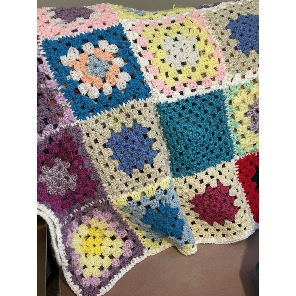 Vtg Colorful Handmade Crocheted‎ Afghan Throw Blanket Granny Square Boho 27X49
